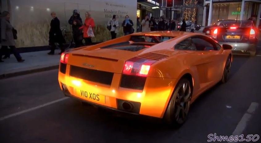 Lamborghini Gallardo cu flacari pe evacuare