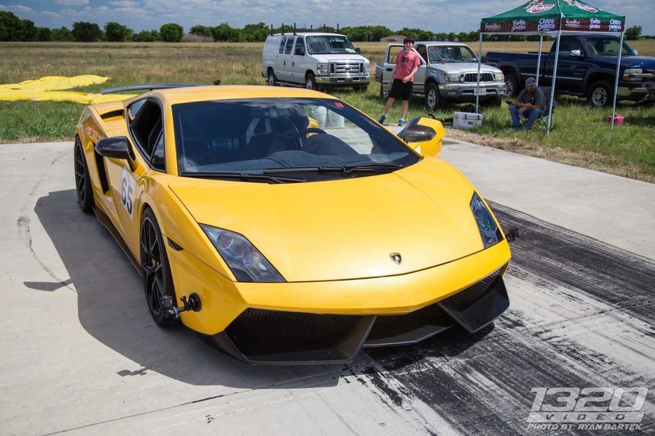 Lamborghini Gallardo de 2500 CP de vanzare