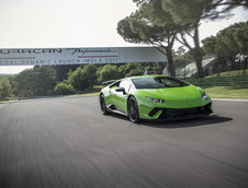 Lamborghini Huracan cu numarul 10.000