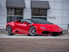 Lamborghini Huracan in Rosso Corsa