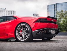 Lamborghini Huracan in Rosso Corsa