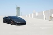 Lamborghini Huracan LP610-4 in negru mat