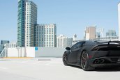 Lamborghini Huracan LP610-4 in negru mat