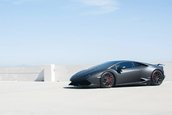 Lamborghini Huracan LP610-4 in negru mat