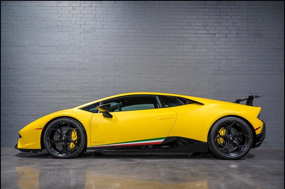 Lamborghini Huracan Performante Underground Racing