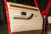 Lamborghini LM002 de vanzare