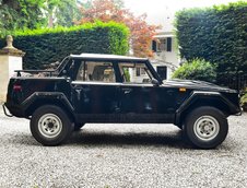 Lamborghini LM002 de vanzare