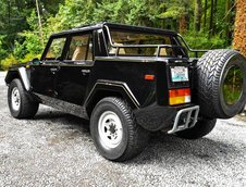 Lamborghini LM002 de vanzare