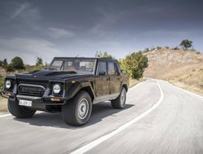 Lamborghini LM002