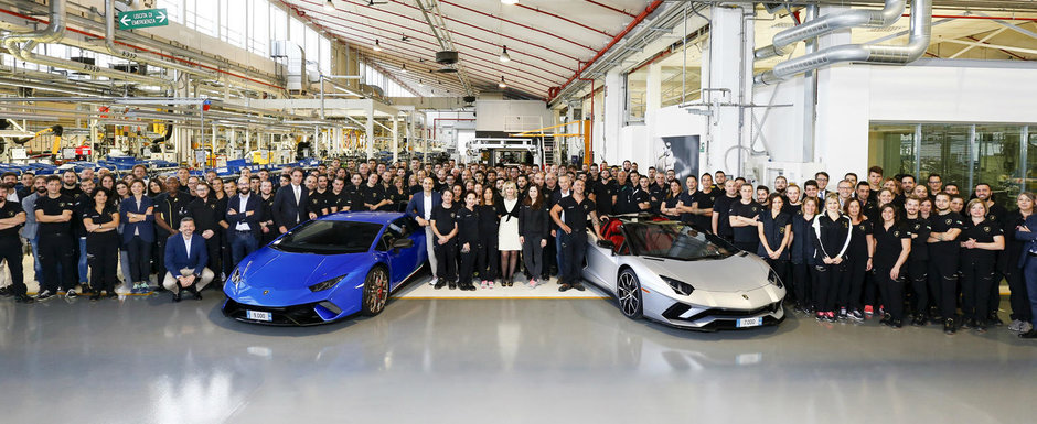 Lamborghini merge ceas. Italienii sarbatoresc doua recorduri de productie in aceeasi zi