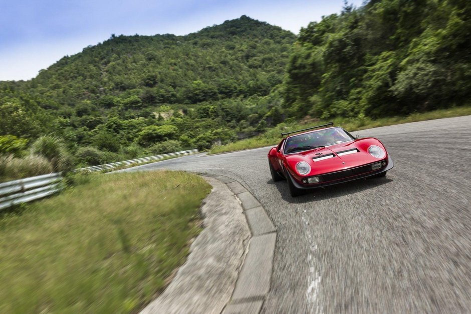 Lamborghini Miura SVR