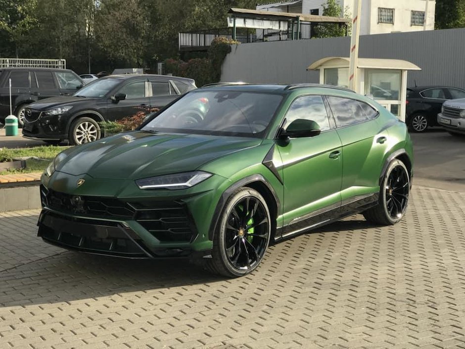 Lamborghini Urus de la TopCar