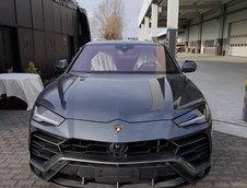 Lamborghini Urus in nuanta Grigio Lynx