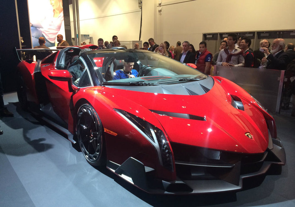 Lamborghini Veneno Roadster by Monster Audio