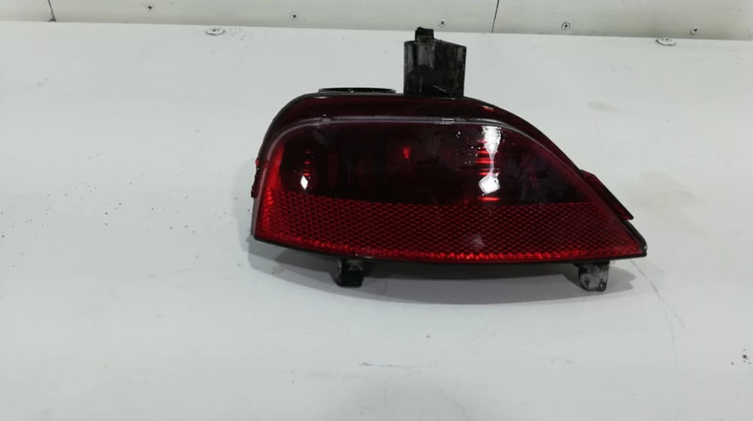 Lampa ceata dreapta Dacia Logan An 2016 2017 2018 2019