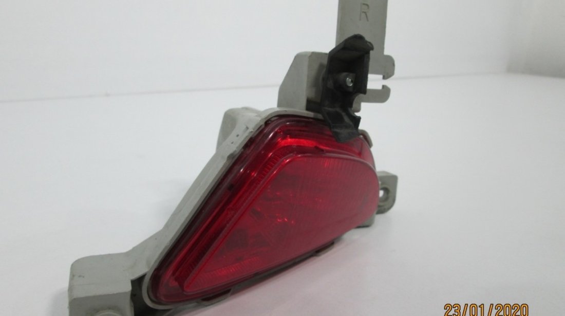 Lampa ceata stanga bara spate Mazda 2 an 2007-2010 cod DF71-5135Y