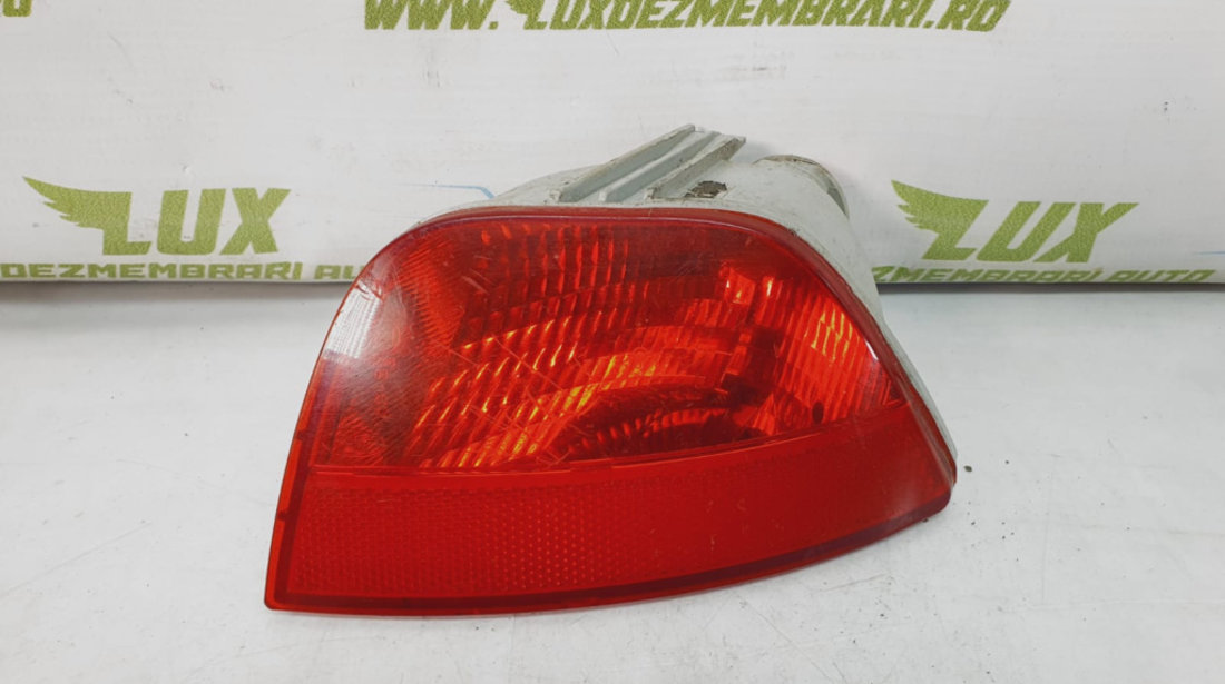 Lampa ceata stanga spate 1m51-15k273-ac Ford Focus 2 [2004 - 2008]