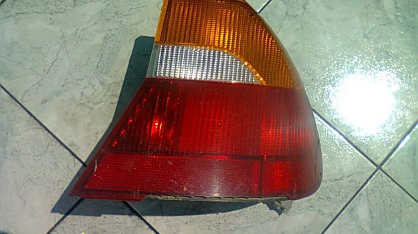 Lampa dreapta Chrysler 300M