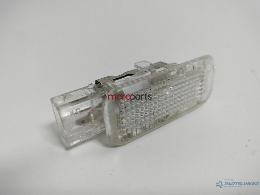 Lampa fata de usa Audi A3 (8P) Hatchback 2009 2.0 TDI OEM 3B0947415