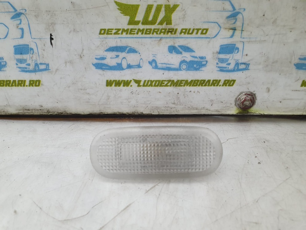 Lampa iluminare 8200074365 Renault Megane 2 [2002 - 2006] 1.5 dci K9K732