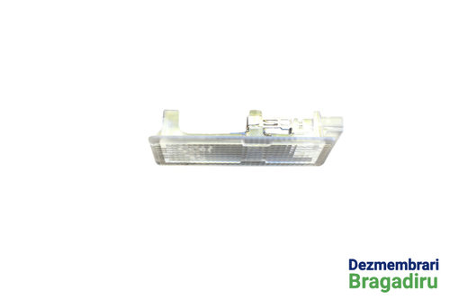 Lampa interior BMW Seria 5 F11 [2009 - 2013] Touring wagon 520 d Steptronic (184 hp) Cod motor: N47T...