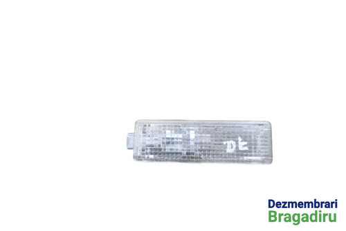 Lampa interior fata dreapta BMW Seria 5 F11 [2009 - 2013] Touring wagon 520 d Steptronic (184 hp) Co...