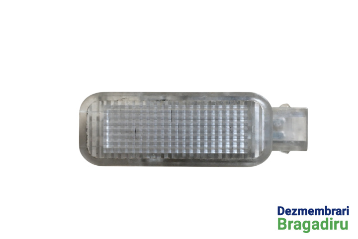 Lampa interior Volkswagen VW Golf 4 [1997 - 2006] Hatchback 5-usi 1.4 MT (75 hp) Cod motor AXP