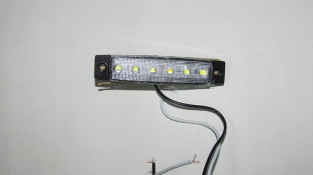 LAMPA LATERALA CU 6 LED-URI 12V LUMINA ALBA