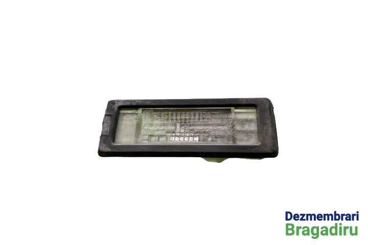 Lampa numar dreapta Cod: 8200013577F Renault Laguna 2 [facelift] [2005 - 2007] Grandtour wagon 2.0 AT (135 hp) (KG0/1_)