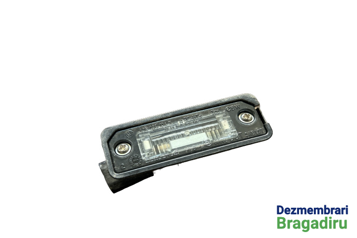 Lampa numar dreapta Volkswagen VW Golf 5 [2003 - 2009] Hatchback 5-usi 1.6 MT (102 hp)