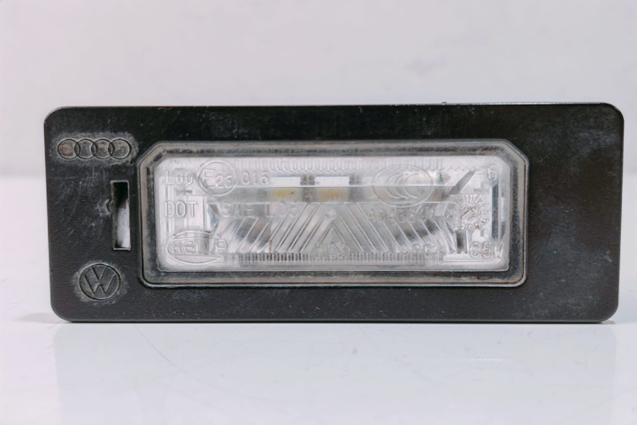Lampa numar Inmatriculare 8T0943021 Volkswagen VW Passat B6 [2005 - 2010]