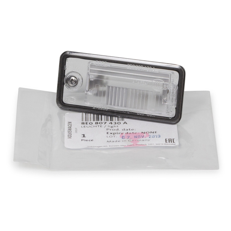 Lampa Numar Inmatriculare Stanga Oe Audi Q7 4L 2006-2016 8E0807430A