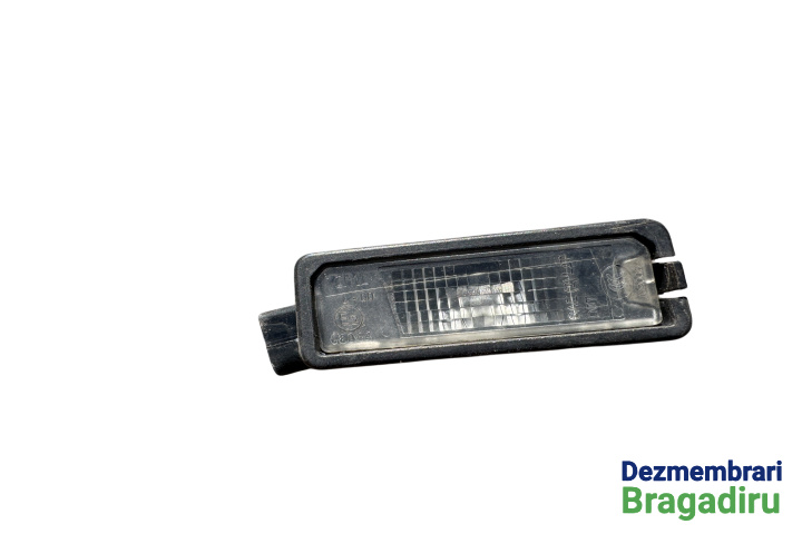 Lampa numar stanga Cod: 1K8948021 1K8948021 Volkswagen VW Golf 6 [2008 - 2015] Hatchback 3-usi 1.4 TSI MT (122 hp)