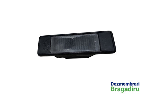 Lampa numar stanga Cod: 2386-01-00 2386-01-00 Nissan Qashqai 2 J11 [2013 - 2020] Crossover 1.5 dCi M...