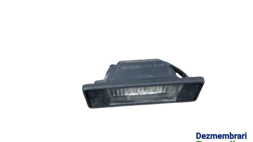 Lampa numar stanga Cod: 26510-JD00A Nissan Qashqai J10 [2007 - 2010] Crossover 5-usi 1.5 DCI MT FWD (106 hp)