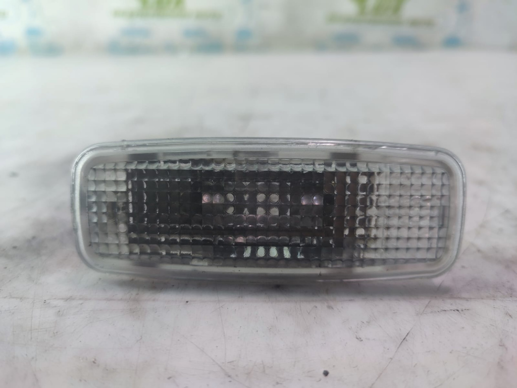 Lampa parasolar 4D0947105A Audi A6 4F/C6 [facelift] [2008 - 2011] 3.0 tdi CDYA