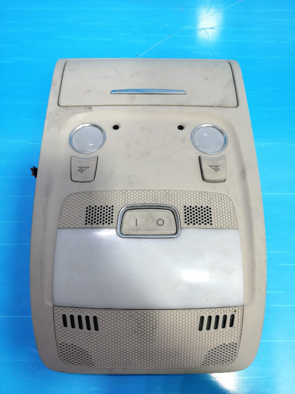 Lampa Plafon Audi A4 B8