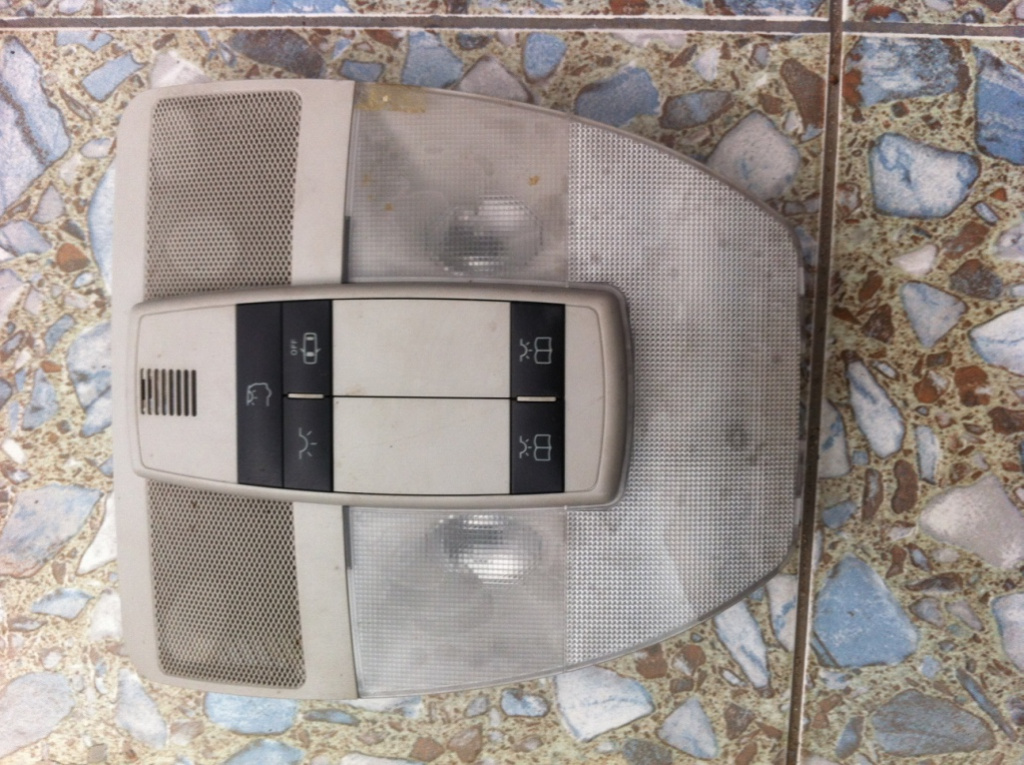 Lampa plafon fata Mercedes-Benz A-Class W169 [2004 - 2008] Hatchback 5-usi A 180 CDI Autotronic (109 hp) 200 CDI