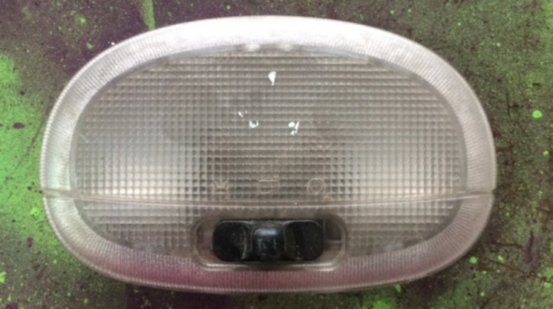 Lampa plafon Ford Focus [facelift] [2001 - 2007] wagon 5-usi 1.8 TDDi MT (90 hp) DAW DBW) C9DB