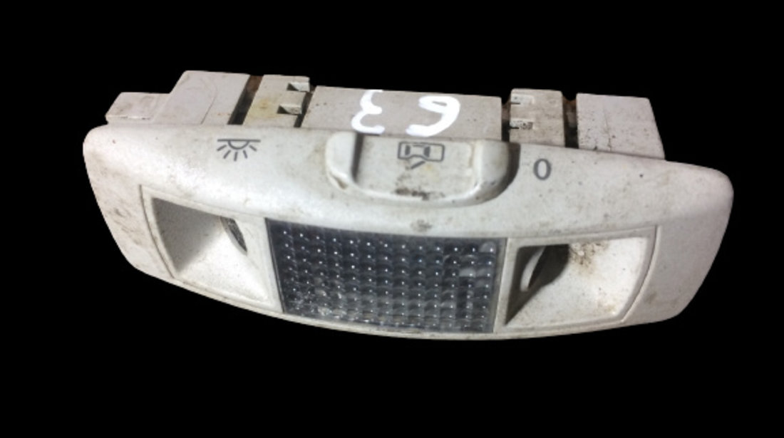 Lampa plafon spate dreapta Volkswagen Golf 4 [1997 - 2006] Hatchback 5-usi 1.9 TDI Tiptronic (101 hp) (1J1)