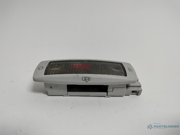 Lampa plafon spate VOLKSWAGEN BORA (1J2) [ 1998 - 2013 ] 1.6 (AVU, BFQ, BJH) 75KW|102HP VAG OEM 3B0947291