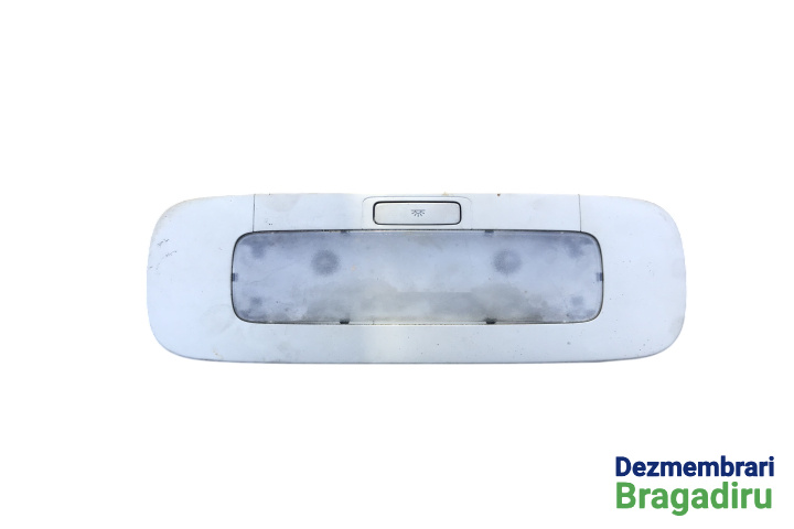 Lampa plafon spate Volkswagen VW Jetta 5 [2005 - 2011] Sedan 4-usi 1.9 TDI MT (105 hp) Cod motor: BKC, Cod cutie: GQQ, Cod culoare: LA7W