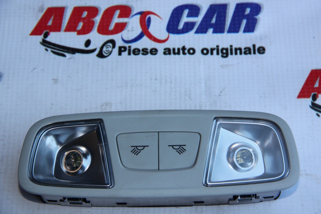 Lampa plafon spate VW Tiguan AD1 cod: 8U0947111A model 2017