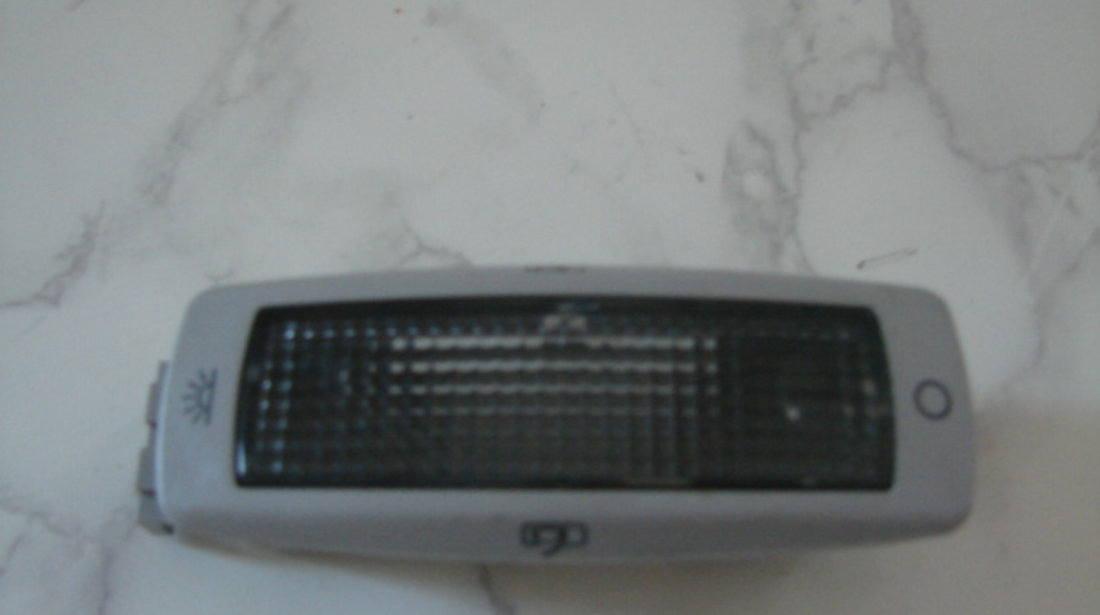 Lampa plafon Volkswagen Golf 4 [1997 - 2006] Hatchback 5-usi 1.6 AT (100 hp) (1J1)