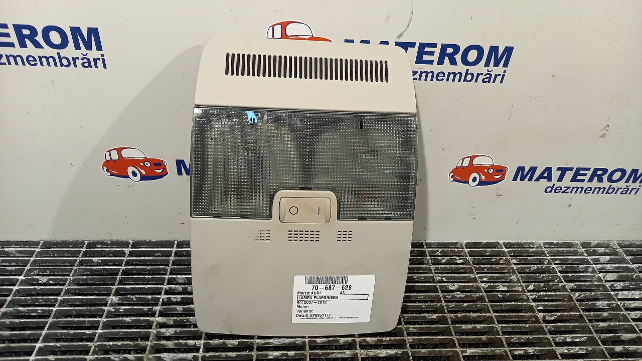 LAMPA PLAFONIERA AUDI A3 A3 - - (2007 2012)