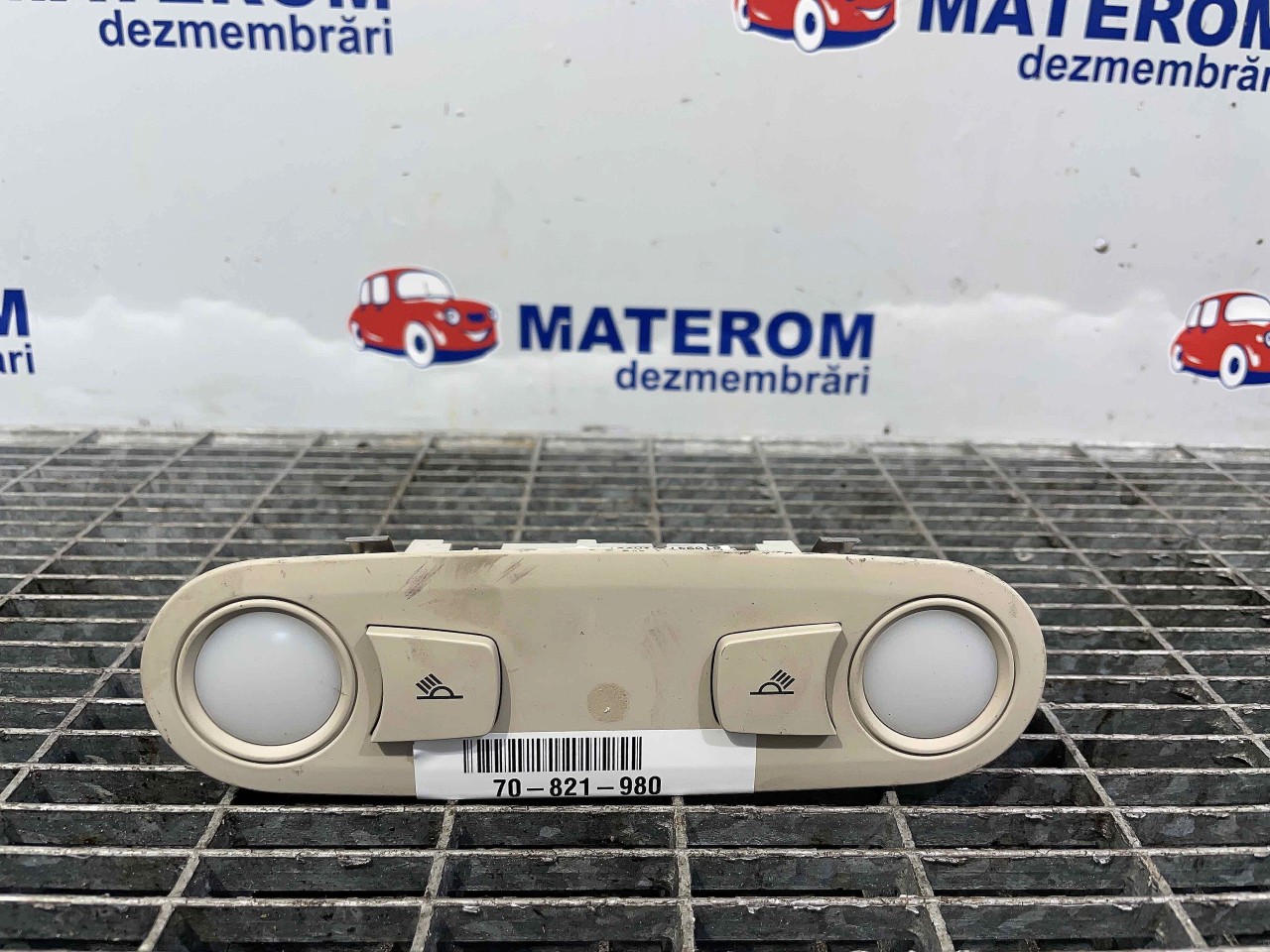 LAMPA PLAFONIERA AUDI A4 A4 - - (2007 2011)