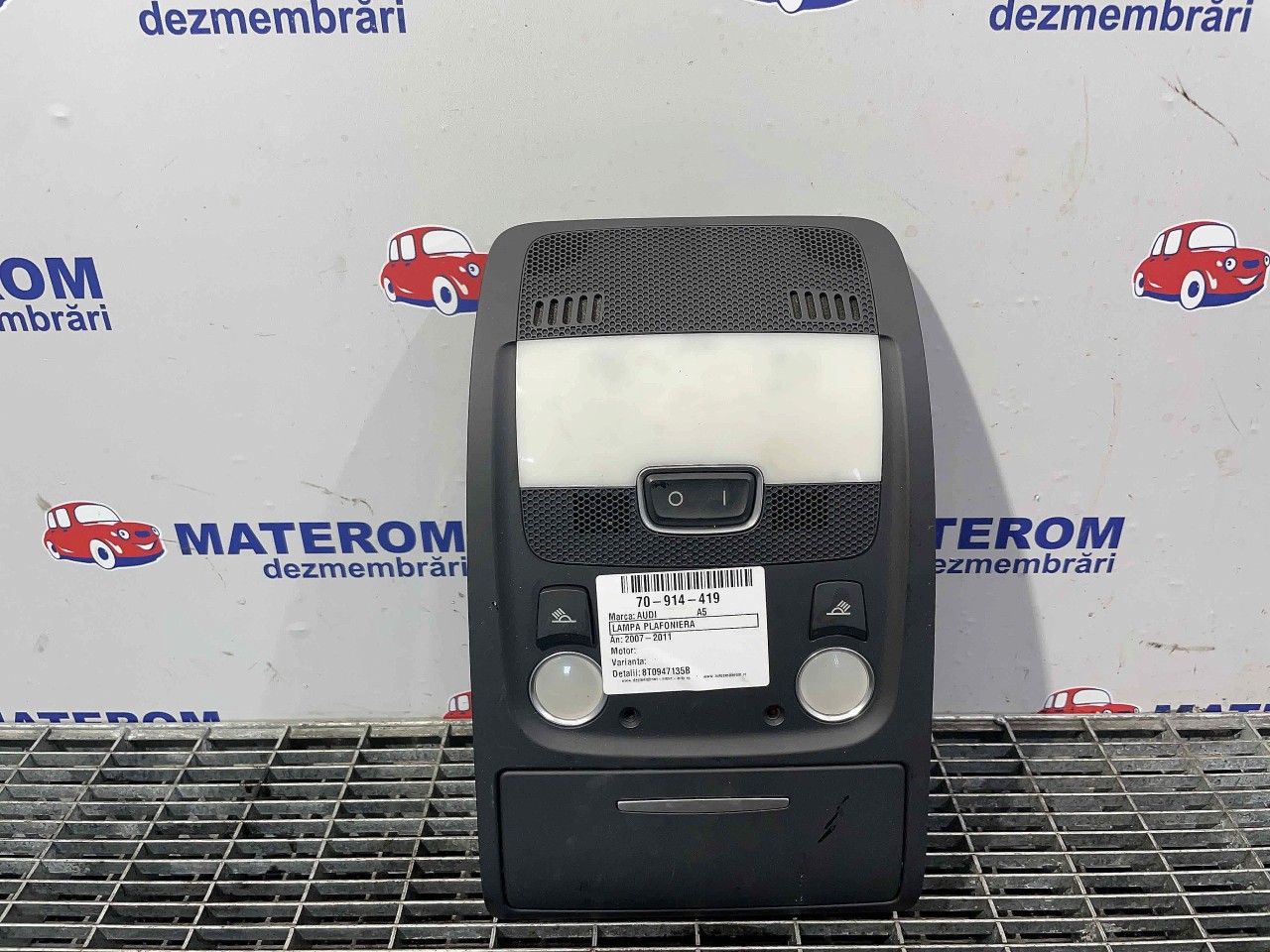 LAMPA PLAFONIERA AUDI A5 - - (2007 2011)