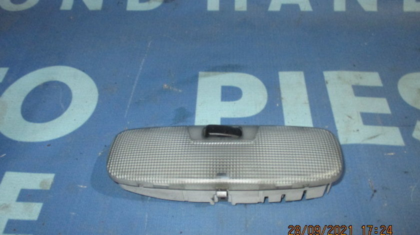 Lampa plafoniera Ford Focus;  8A6A13776AB