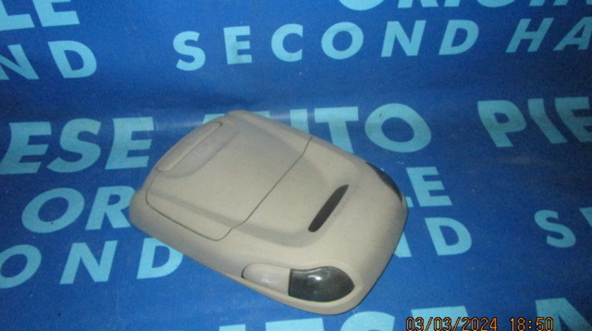 Lampa plafoniera Hyundai Santa Fe 2002 (fata cu suport ochelari)