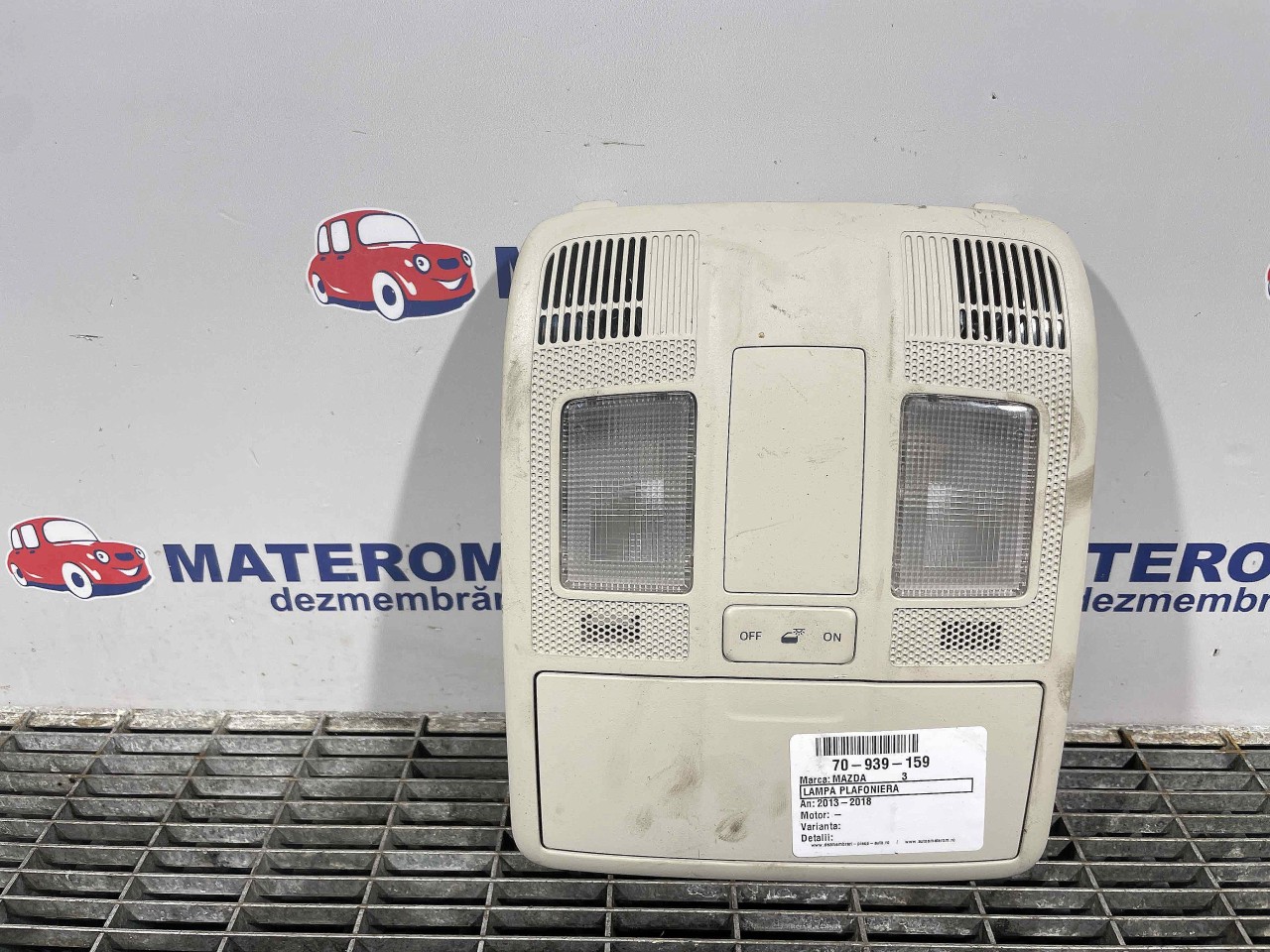 LAMPA PLAFONIERA MAZDA 3 - - (2013 2018)